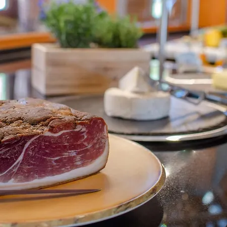 兰德豪斯劳博酒店 3* 霍恩伯格